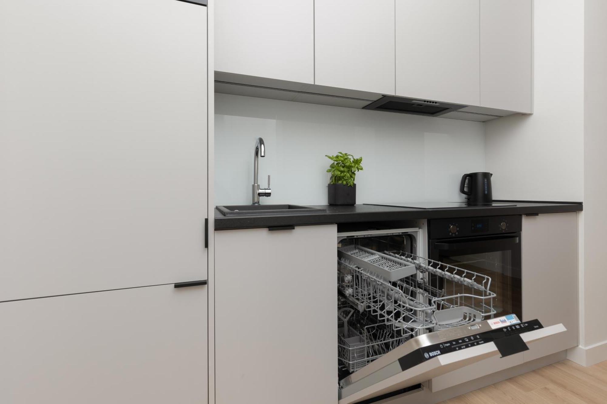City Panorama Spacious Apartment By Renters Prestige Варшава Екстер'єр фото